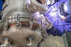 ��ѹ�������������